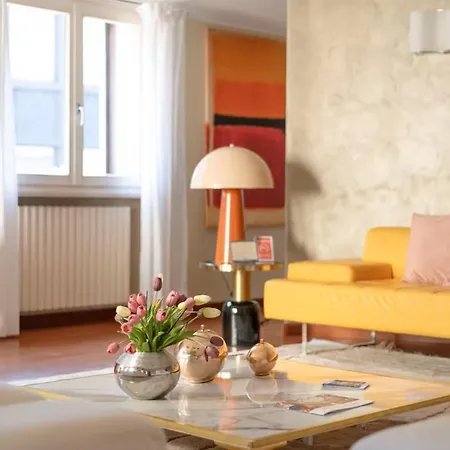 Apartment 4 Bedroom Apartament With Terrace-duomo View *